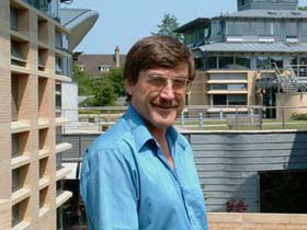 Paul Davies outside the Centre for
Mathematical Sciences in Cambridge
